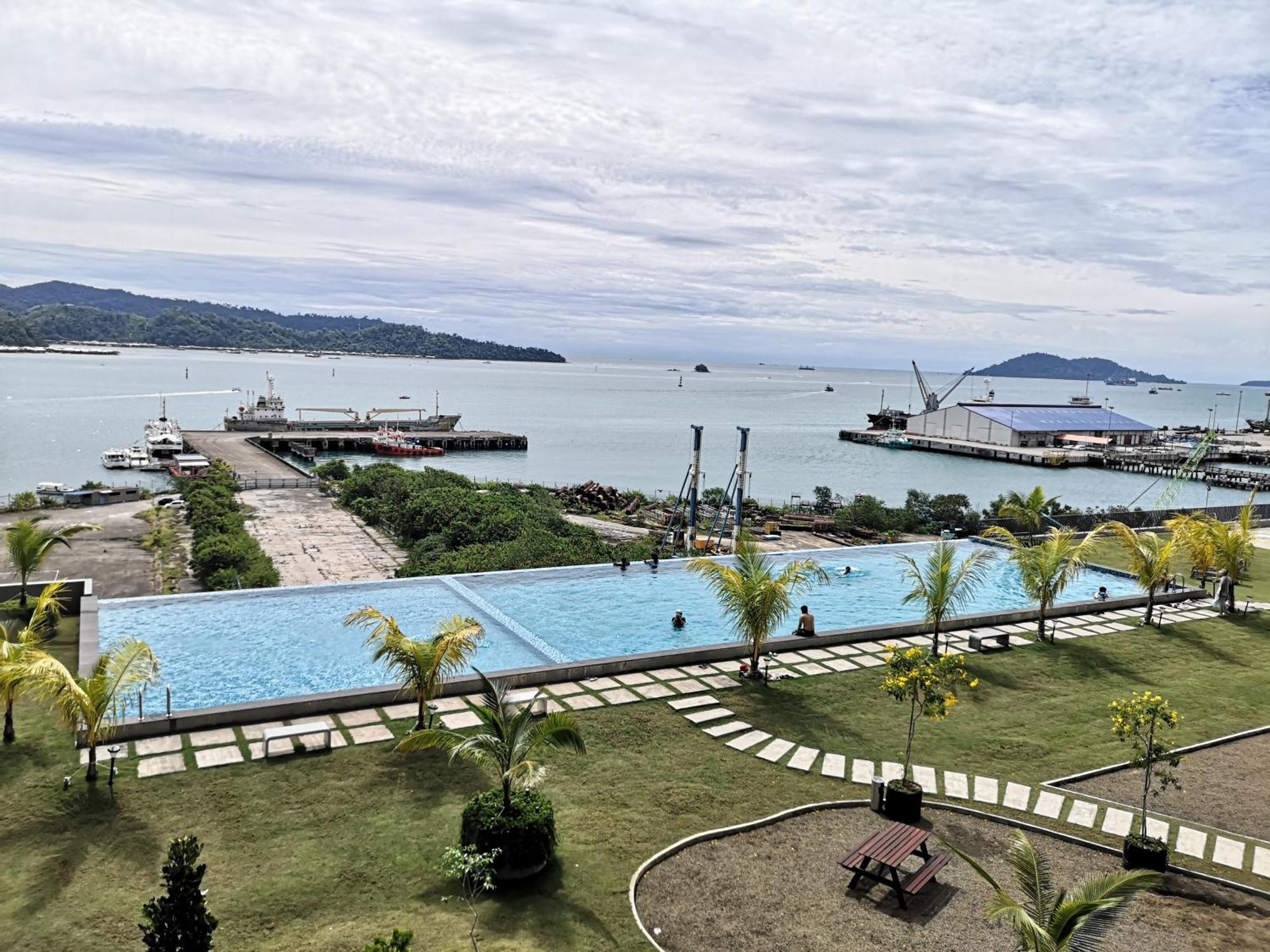View With Jesselton Quay Near Suria Sabah Mall & Jesselton Point *